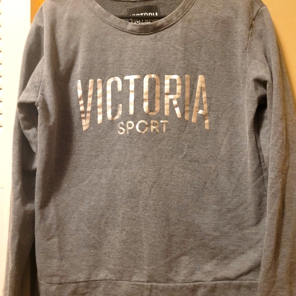 Victoria Sport sweatshirt - Picture 1 of 1